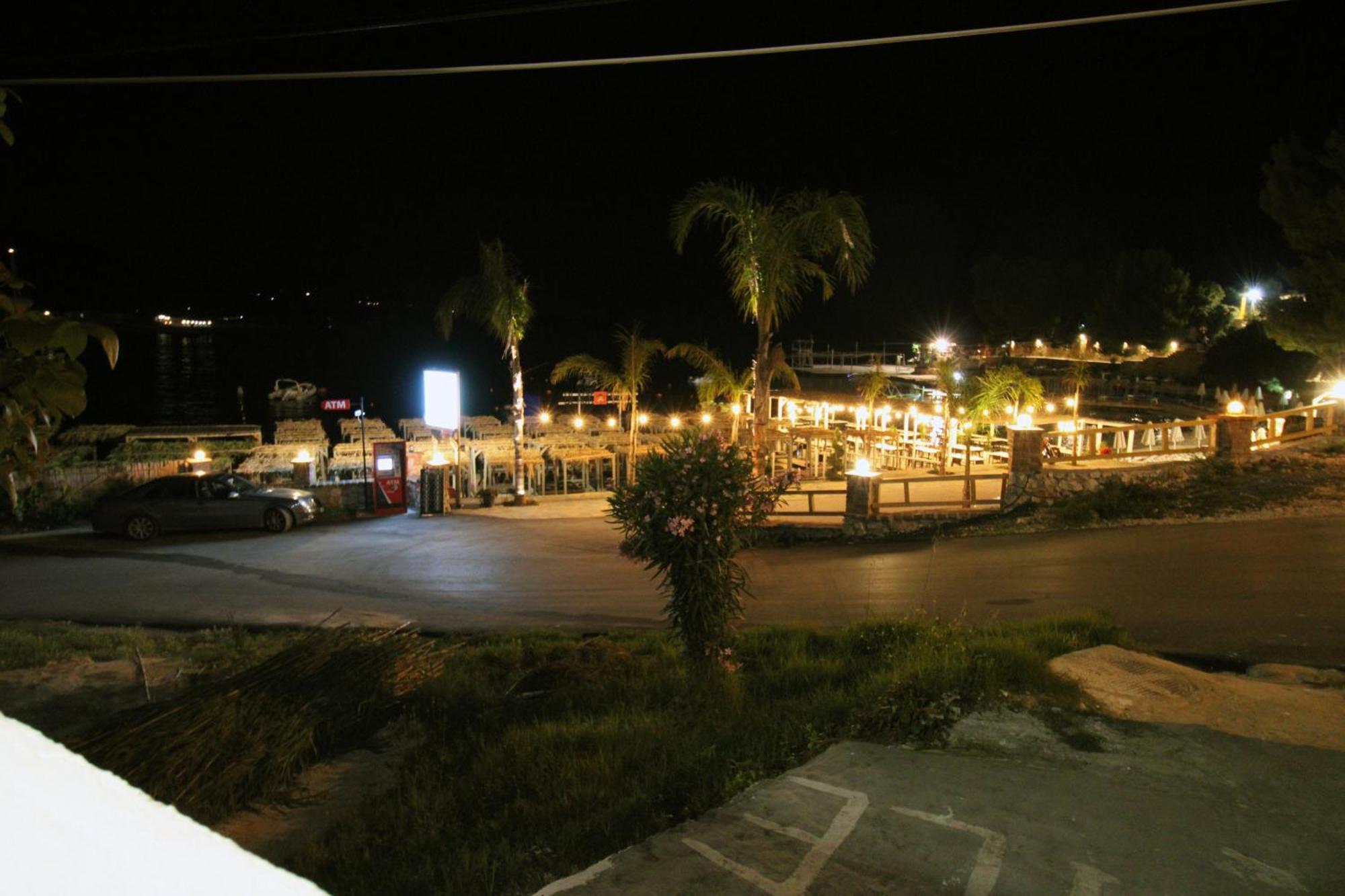 Melina'S Seaside Retreat Aparthotel Ksamil Bagian luar foto