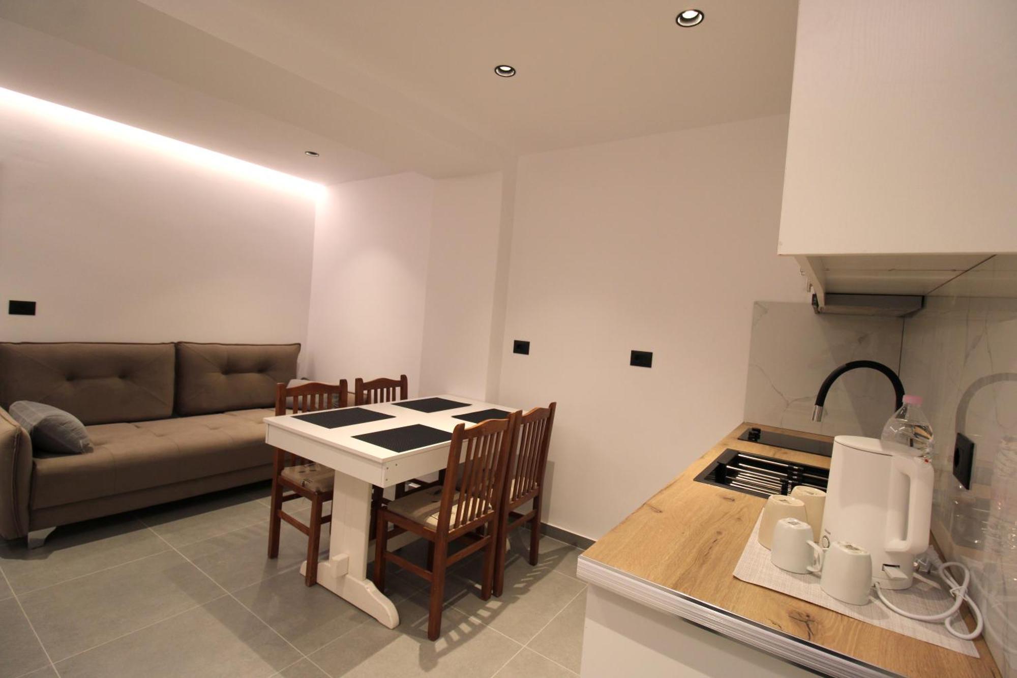 Melina'S Seaside Retreat Aparthotel Ksamil Bagian luar foto