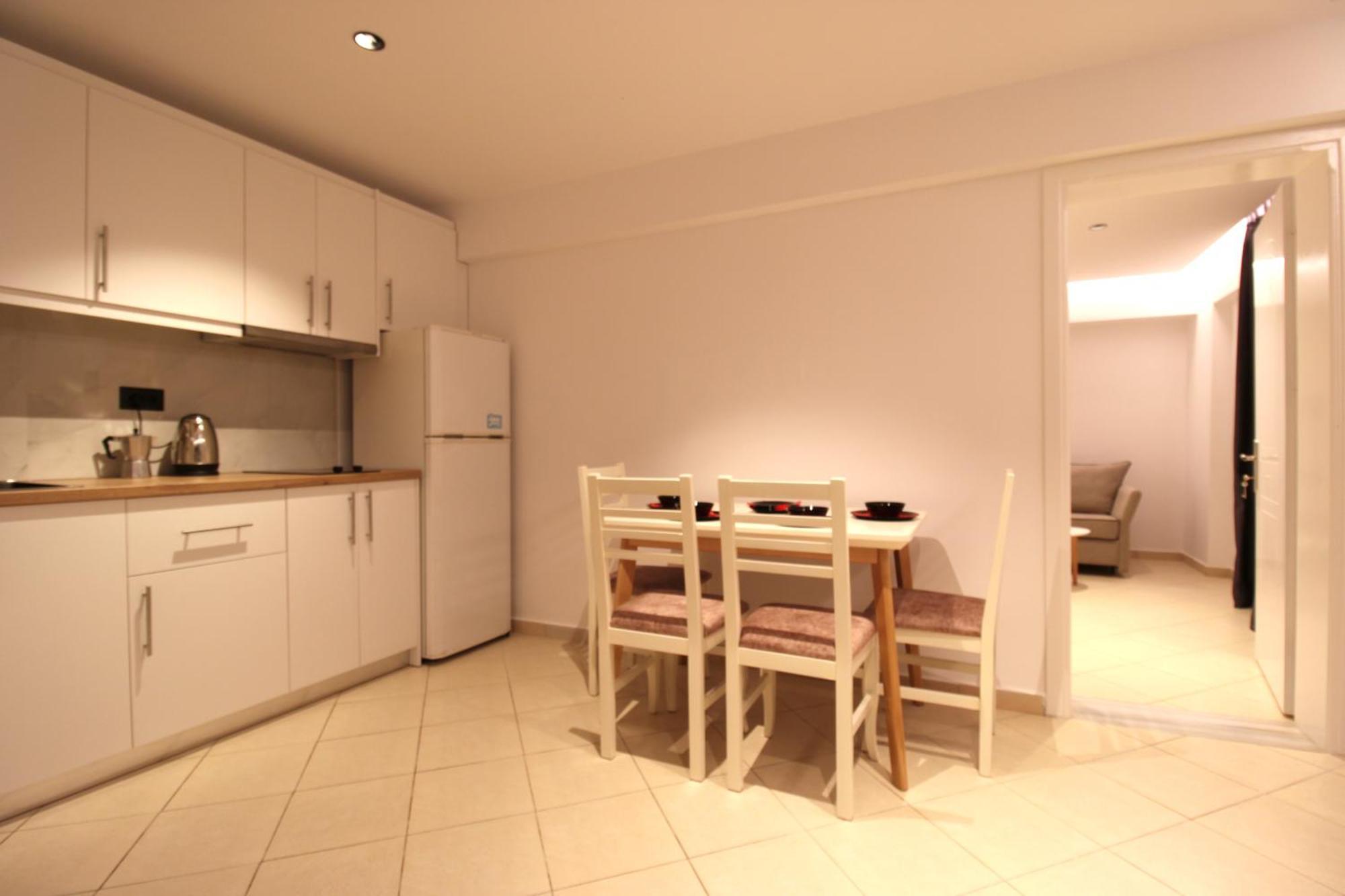 Melina'S Seaside Retreat Aparthotel Ksamil Bagian luar foto