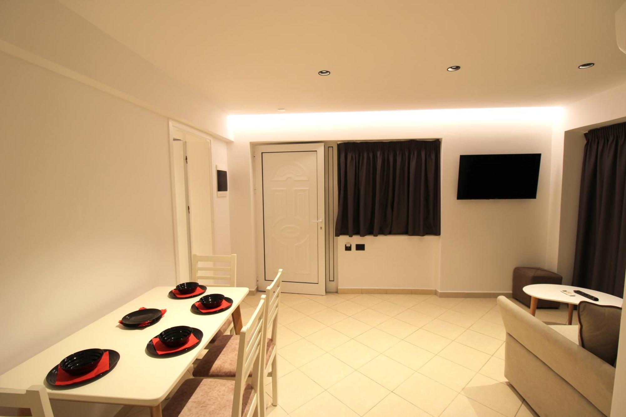 Melina'S Seaside Retreat Aparthotel Ksamil Bagian luar foto