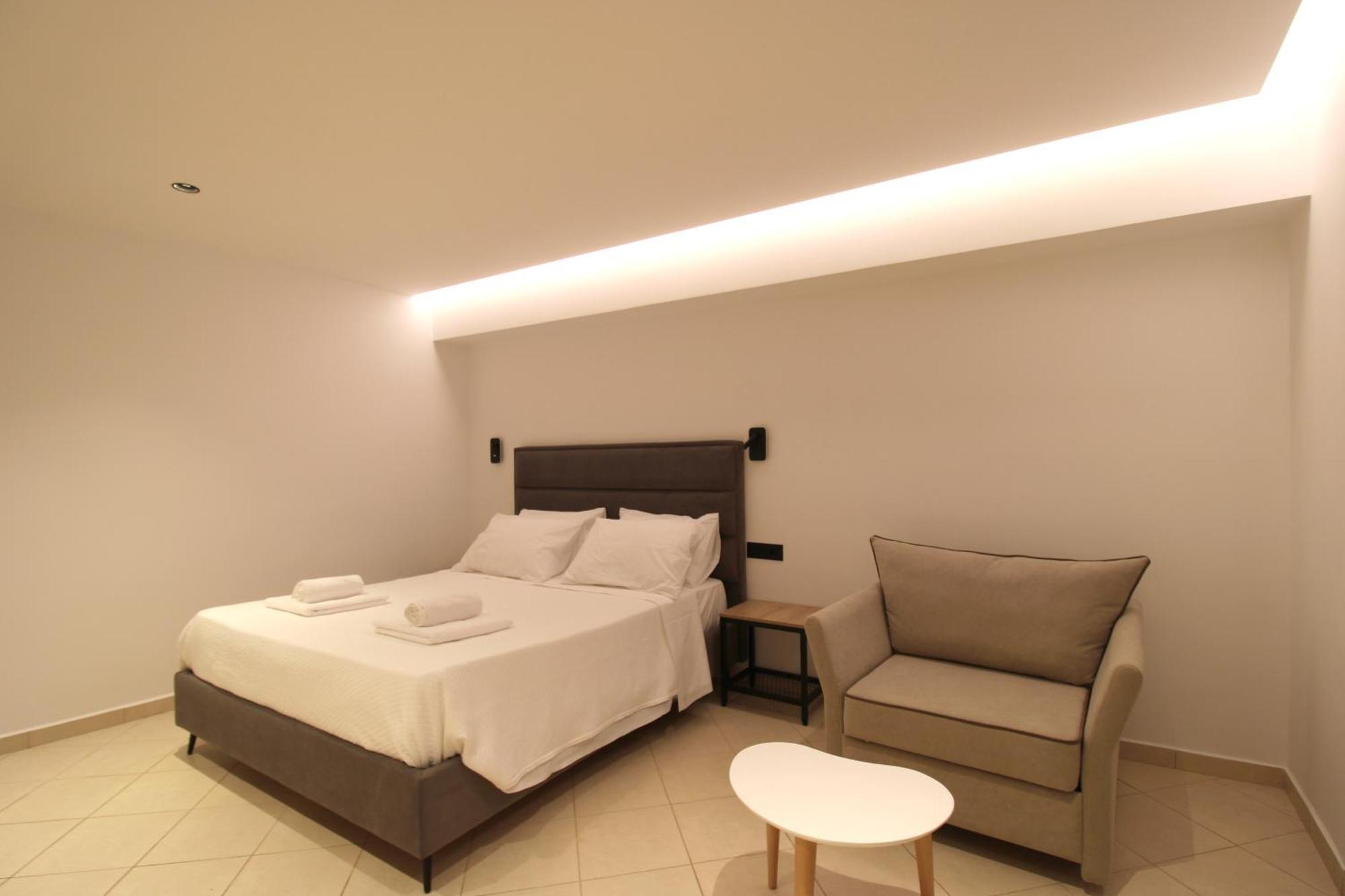 Melina'S Seaside Retreat Aparthotel Ksamil Bagian luar foto