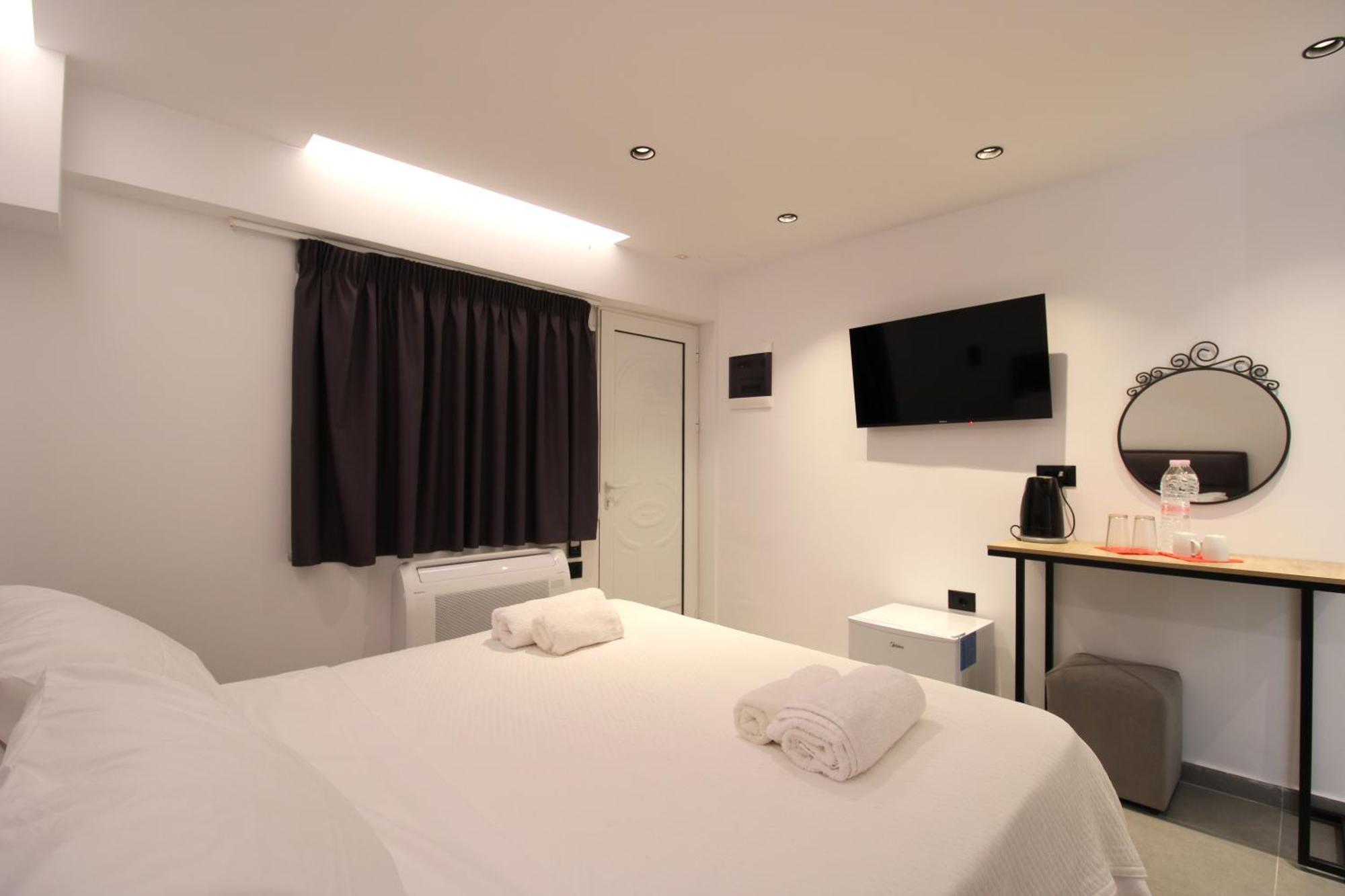 Melina'S Seaside Retreat Aparthotel Ksamil Bagian luar foto