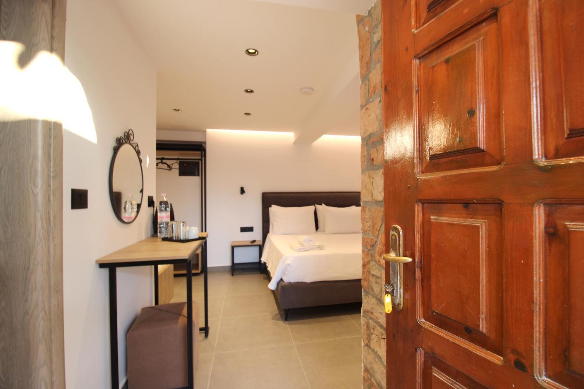 Melina'S Seaside Retreat Aparthotel Ksamil Bagian luar foto