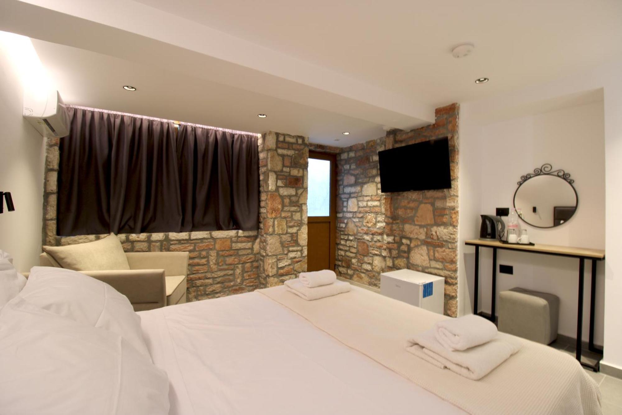 Melina'S Seaside Retreat Aparthotel Ksamil Bagian luar foto