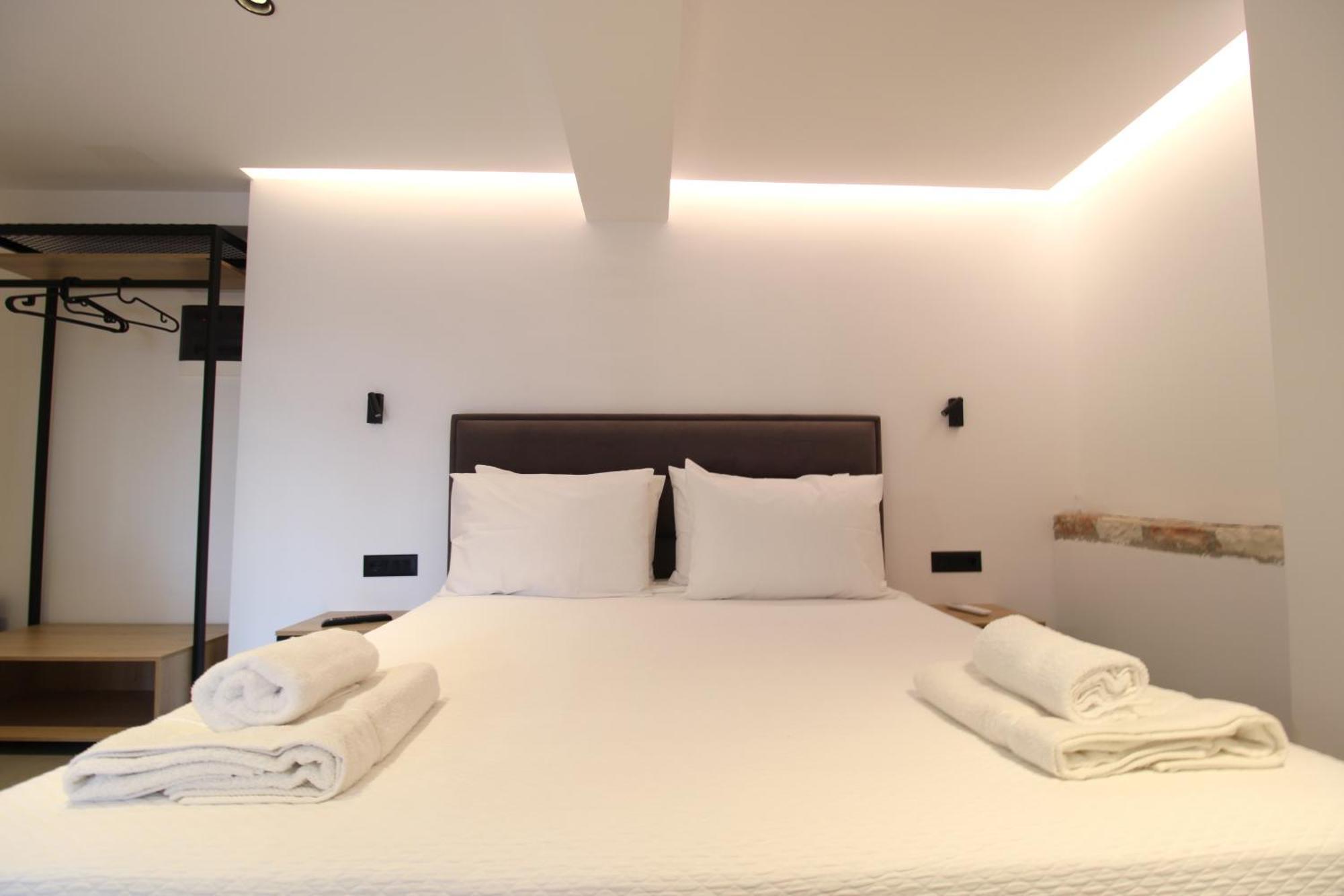 Melina'S Seaside Retreat Aparthotel Ksamil Bagian luar foto